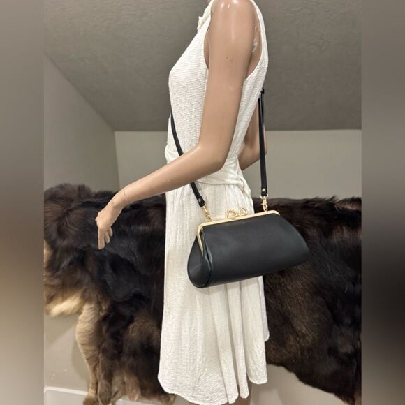 Premium Pebble Calfskin Handmade “Bow” Kisslock Baguette Bag & 3 Strap Styles - Picture 6 of 15